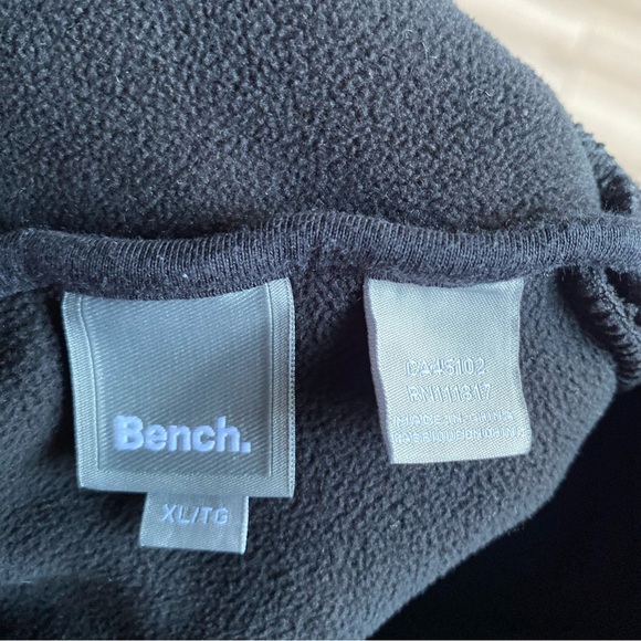 Bench lot zipup hoodie & bench teeshirt - Picture 5 of 8